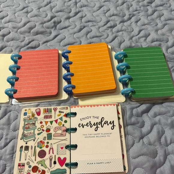 Colorful Mini Notebooks with Fun Designs - Picture 2 of 5